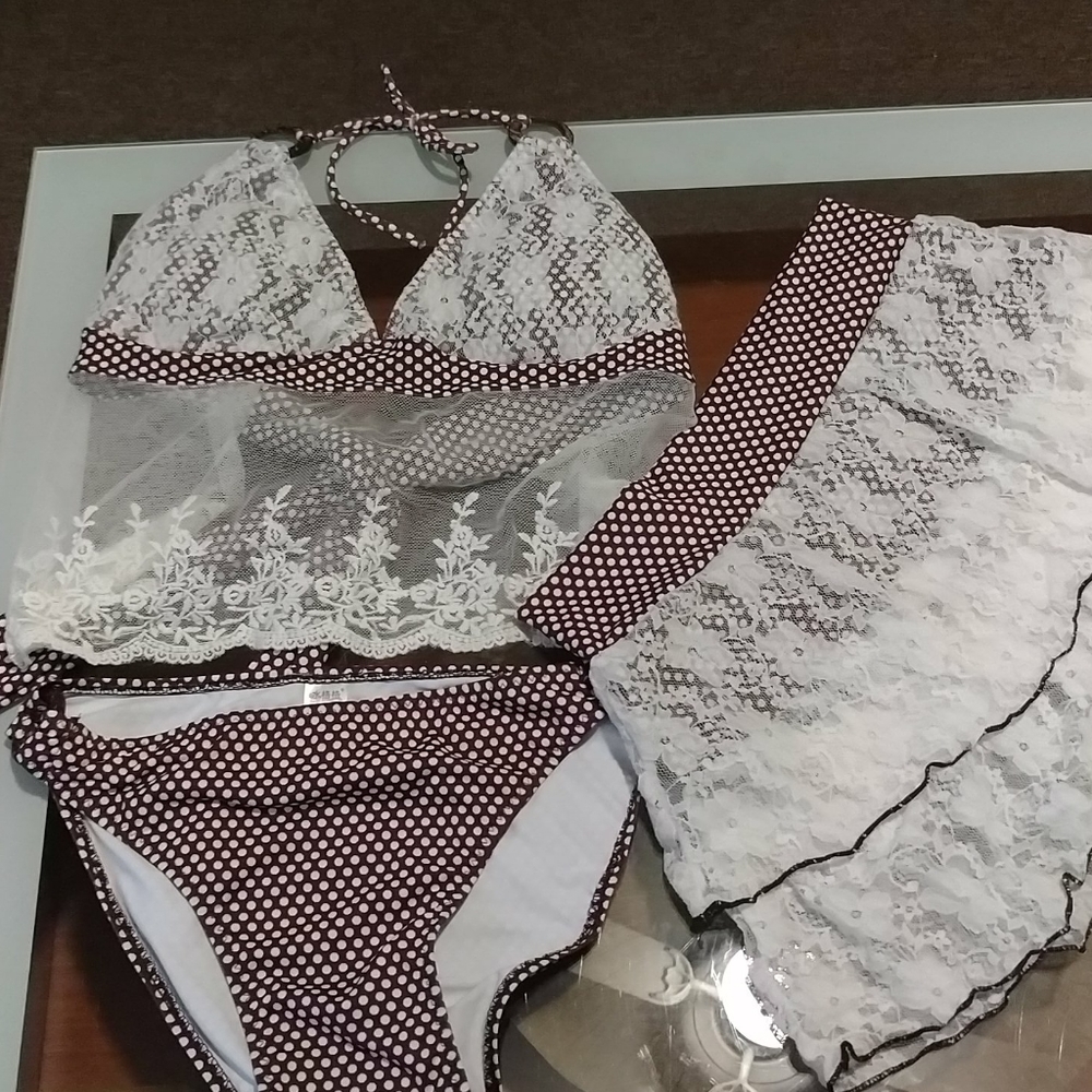 Bathing suit